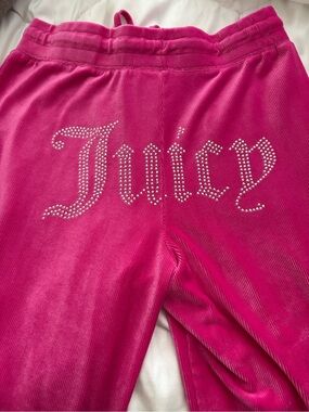 Juicy Couture Fuchsia Velour Sleepwear Bottoms with Logo Tag